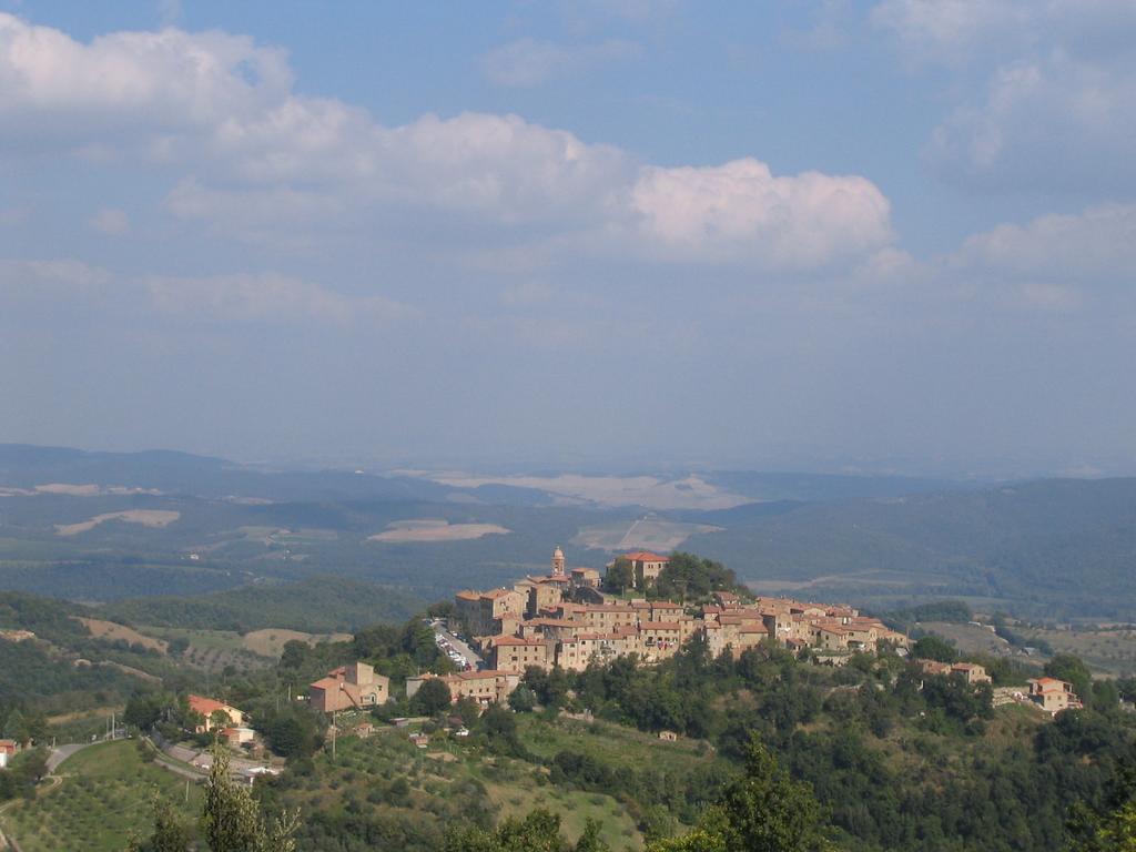 Agriturismo Il Casalino Pari Ngoại thất bức ảnh