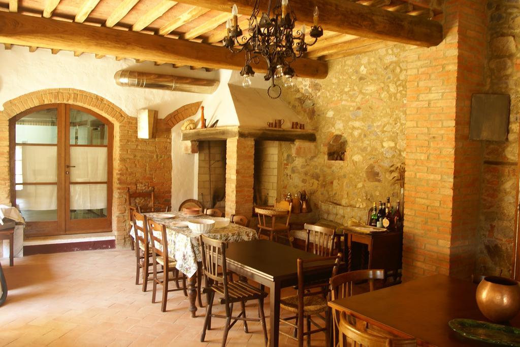 Agriturismo Il Casalino Pari Ngoại thất bức ảnh