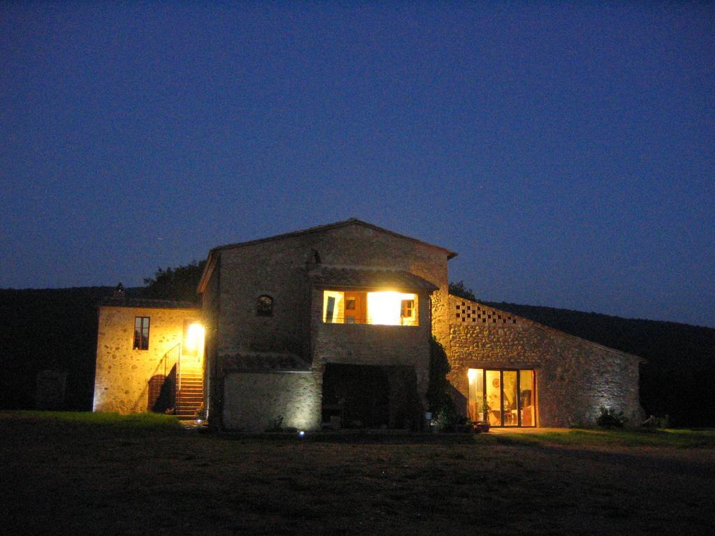 Agriturismo Il Casalino Pari Ngoại thất bức ảnh