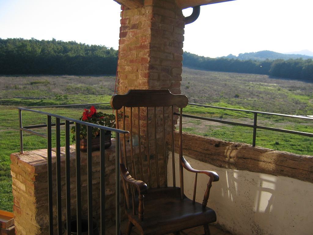 Agriturismo Il Casalino Pari Ngoại thất bức ảnh