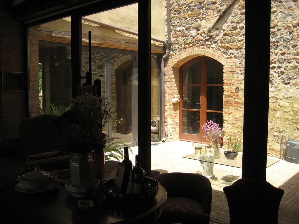 Agriturismo Il Casalino Pari Ngoại thất bức ảnh