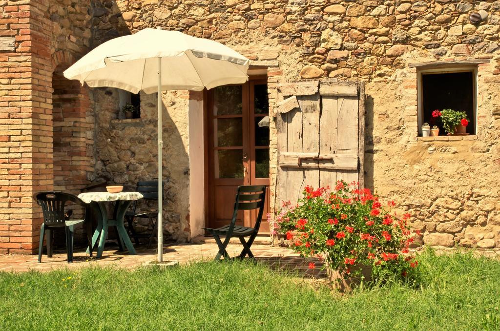 Agriturismo Il Casalino Pari Ngoại thất bức ảnh