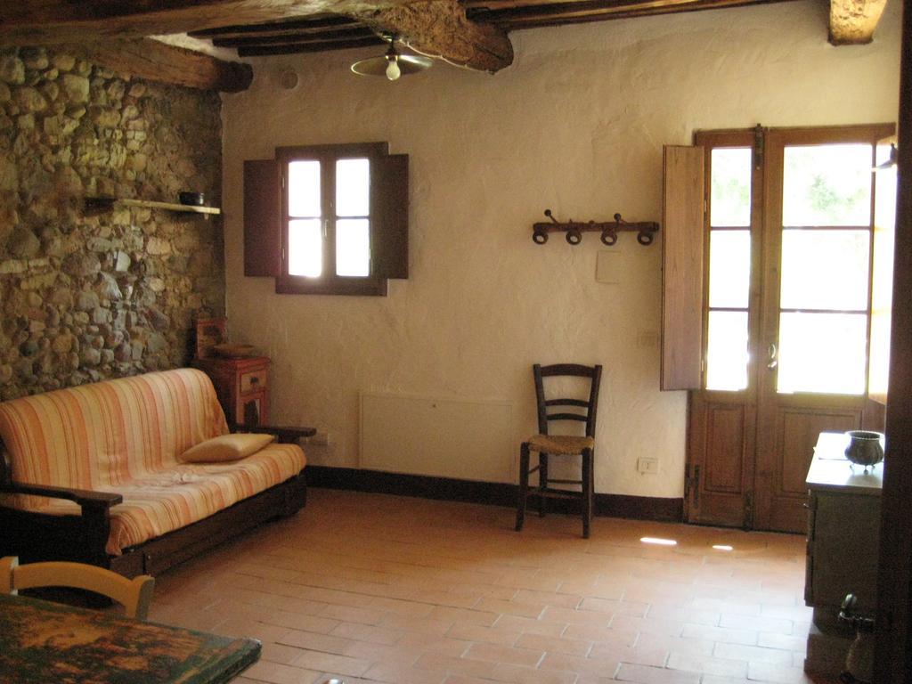 Agriturismo Il Casalino Pari Ngoại thất bức ảnh