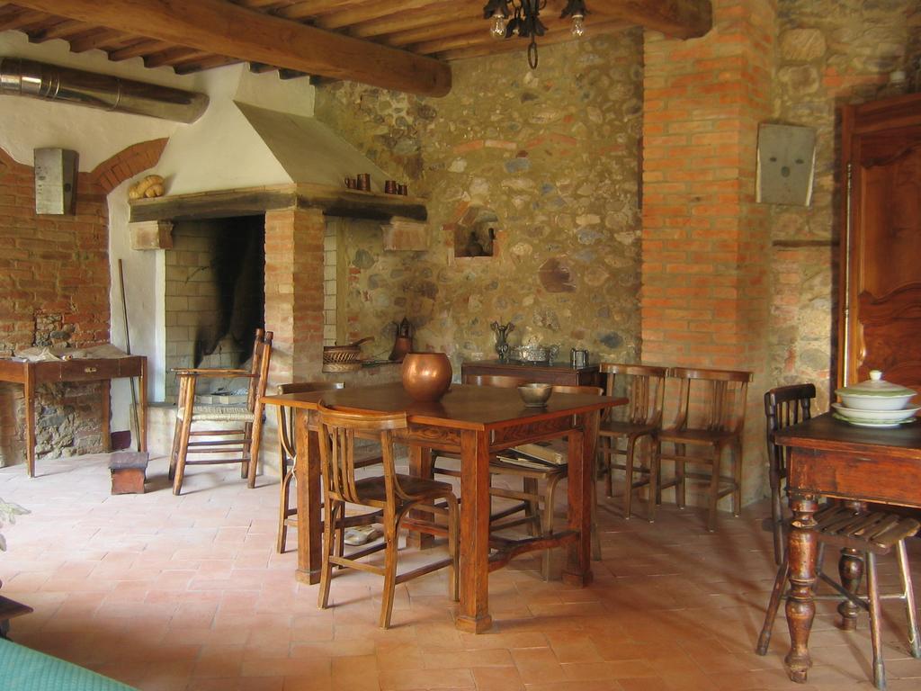 Agriturismo Il Casalino Pari Ngoại thất bức ảnh