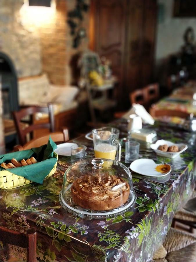 Agriturismo Il Casalino Pari Ngoại thất bức ảnh